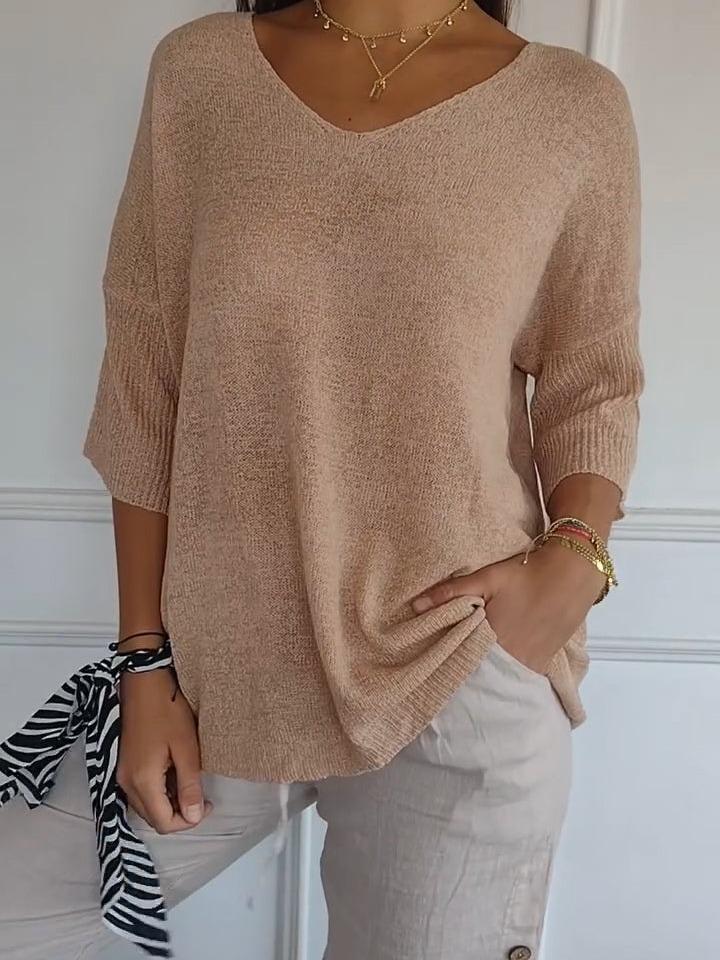 Blusa Paris com malha confortável e decote em V