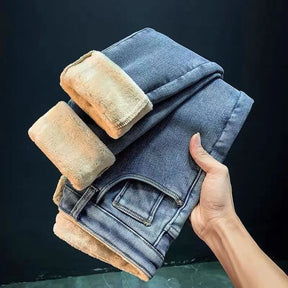 Calça Jeans Peluciada com Elastano